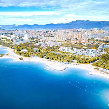 Apartmán Lux Tony @ 10 Min Znjan *
